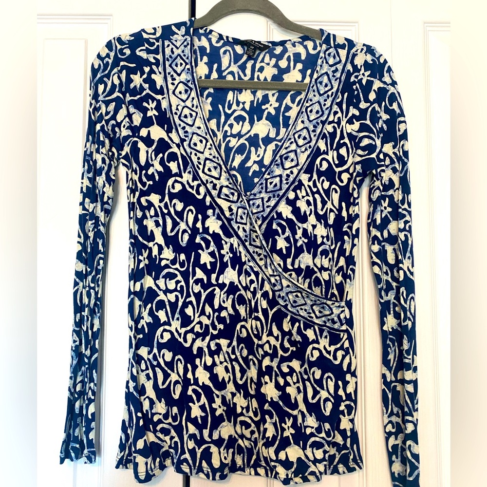 Long sleeve top